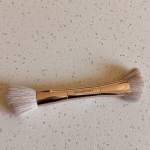Patrick Ta Dual-Ended Contour Brush in Rose Gold and White